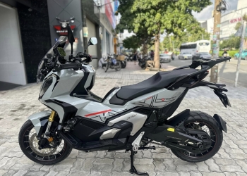 HONDA X-ADV 750 ABS , Màu Bạc và Xám xi măng Dán Decal tem trùm nguyên xe ( chuyển số bằng tay D-S-AT ) HQCN Date 2018 - 2021 chính chủ