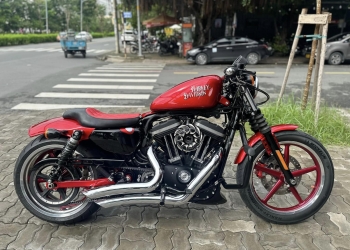 HARLEY_DAVIDSON_Sportster_iron_883cc ABS Bánh Béo và Màu Đỏ  , HQCN Date 2020 chính chủ