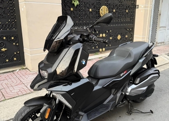 BMW_C400X ABS bản full có sưởi Ấm , Màu Đen Và Đỏ , HQCN Date 2019 chính chủ