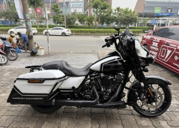 HARLEY_DAVIDSON_Street_Glide_114ci_1868cc ABS Màu Đen , HQCN Date 2021 Đăng ký 2022 chính chủ