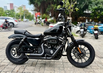 HARLEY DAVIDSON SPORTSTER IRON 883 ABS Date 2014