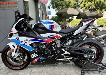 BMW S1000RR 