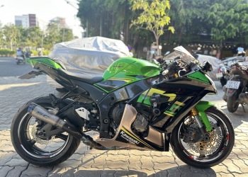 Kawasaki Ninja ZX10R 998cc Date 2015