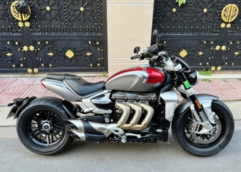 Triumph_Rocket_3R 2500cc ABS